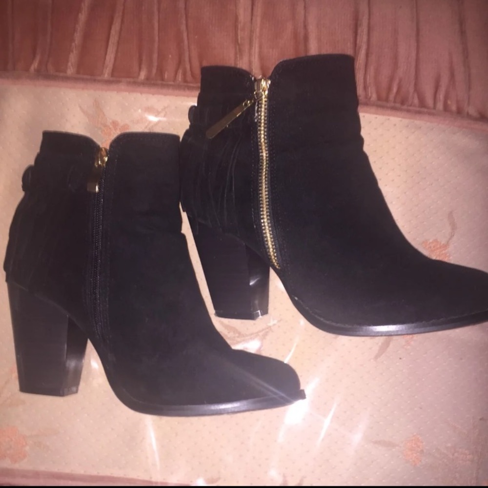 Black tassel autumn fall high heel booties - Picture 2 of 6